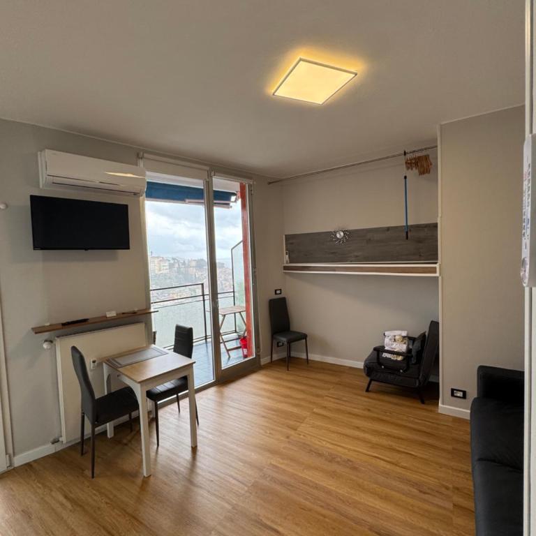  - Room #1714371401 - 10