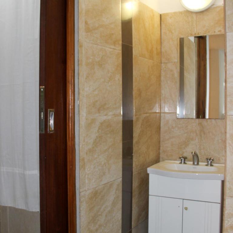 DERC Temporarios - Habitación Triple con balcón - 6