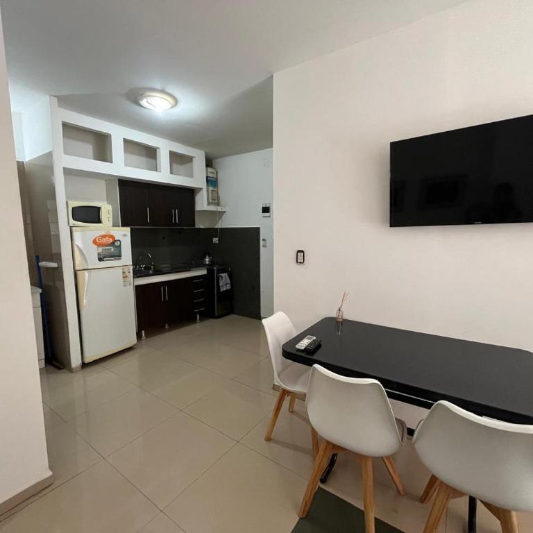 DERC Temporarios - Habitación Triple con vistas a la ciudad - 1