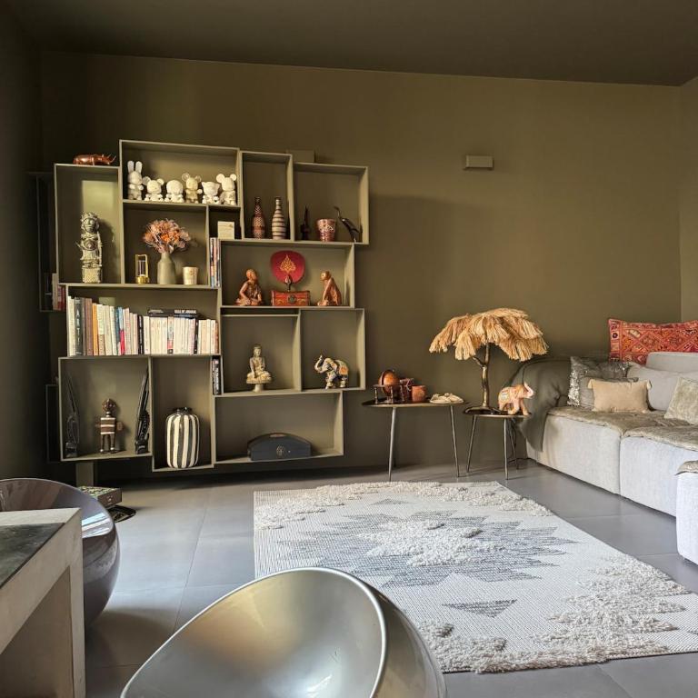  - Room #1714376501 - 5