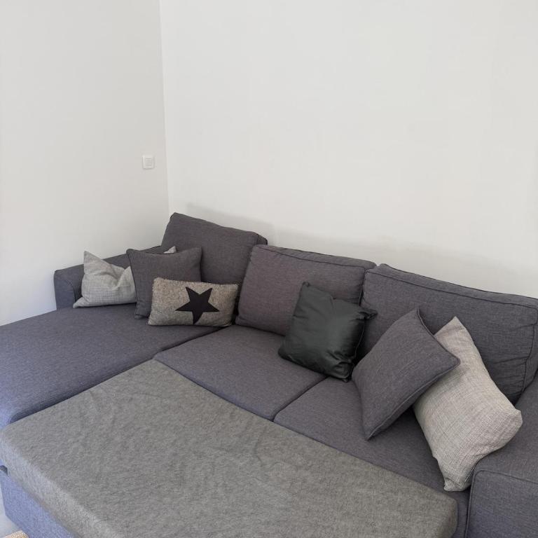  - Room #1714376501 - 28