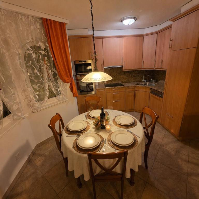 Residenz Ambassador 5 Sterne Luxus Apartments in Leukerbad mit Wellness & Fitness - Deluxe Apartment mit Balkon und 2 Schlafzimmern - 10