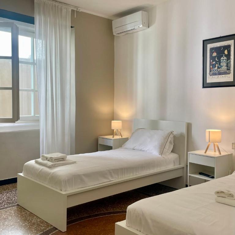 Happy Family Apartments Historical Luxury B - Appartamento con 2 Camere da Letto - 23