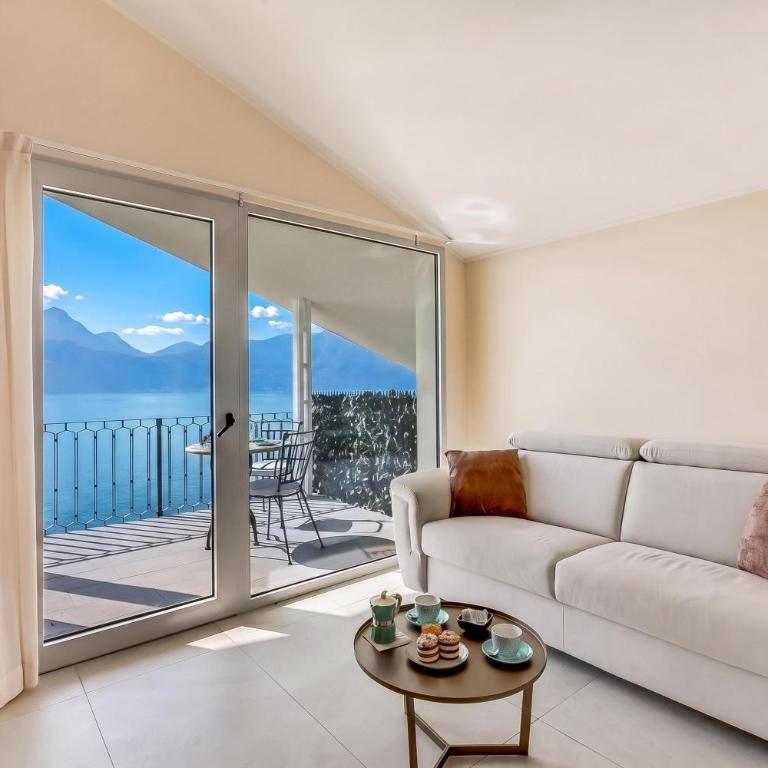 Villa Mercurio - One Bedroom Apartment with Lake View 1 - 1
