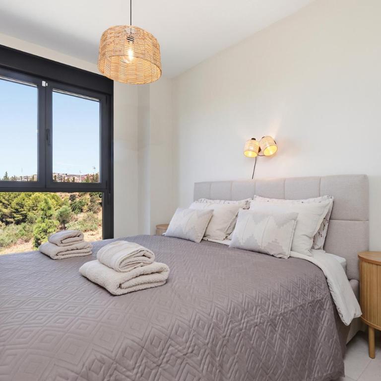 018 New 2 Bed Mijas Golf Penthouse with Padel - Apartamento de 2 dormitorios con balcón y terraza - 10