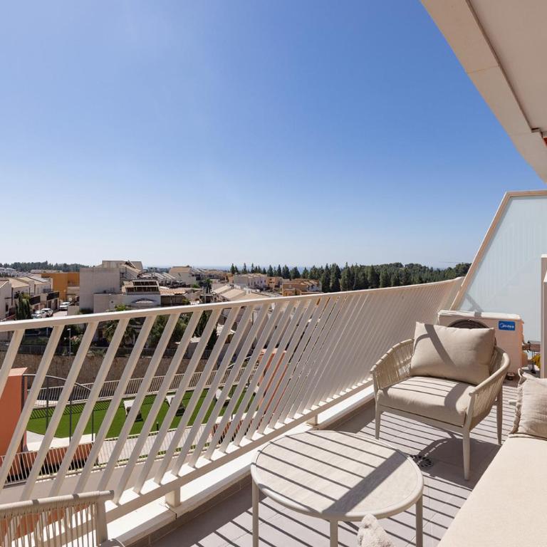 018 New 2 Bed Mijas Golf Penthouse with Padel - Apartamento de 2 dormitorios con balcón y terraza - 21