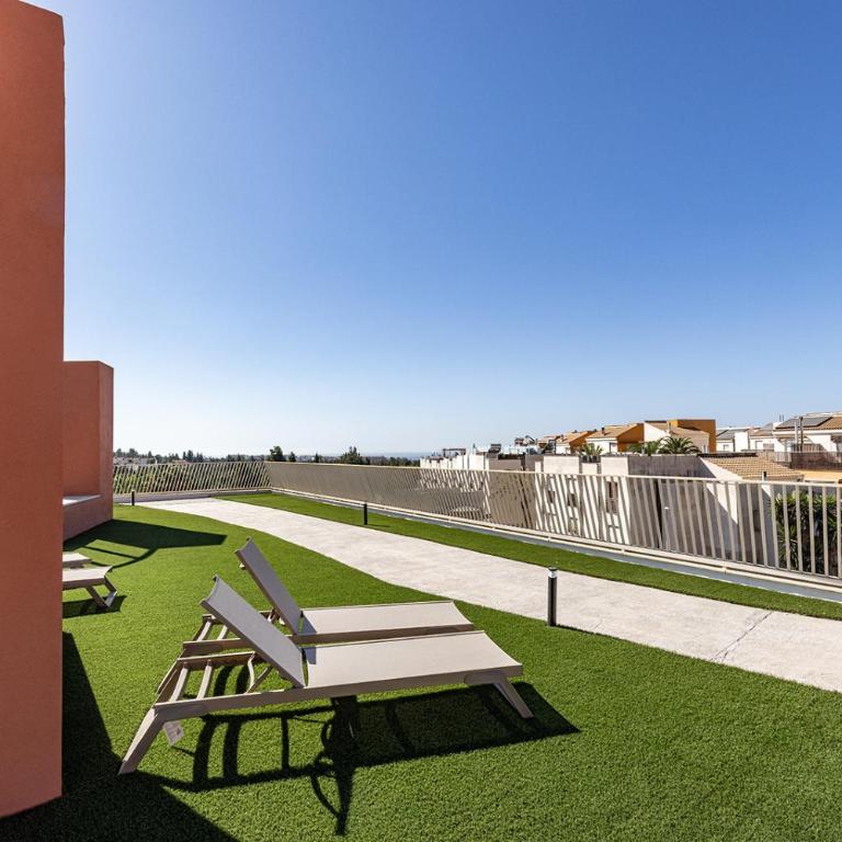 018 New 2 Bed Mijas Golf Penthouse with Padel - Apartamento de 2 dormitorios con balcón y terraza - 35