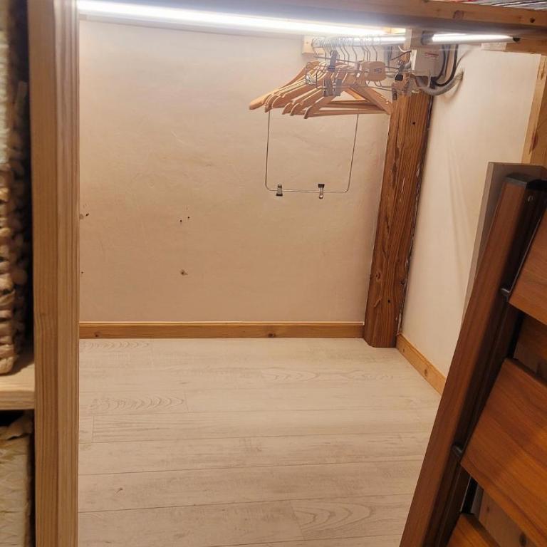 - Room #1714386601 - 11