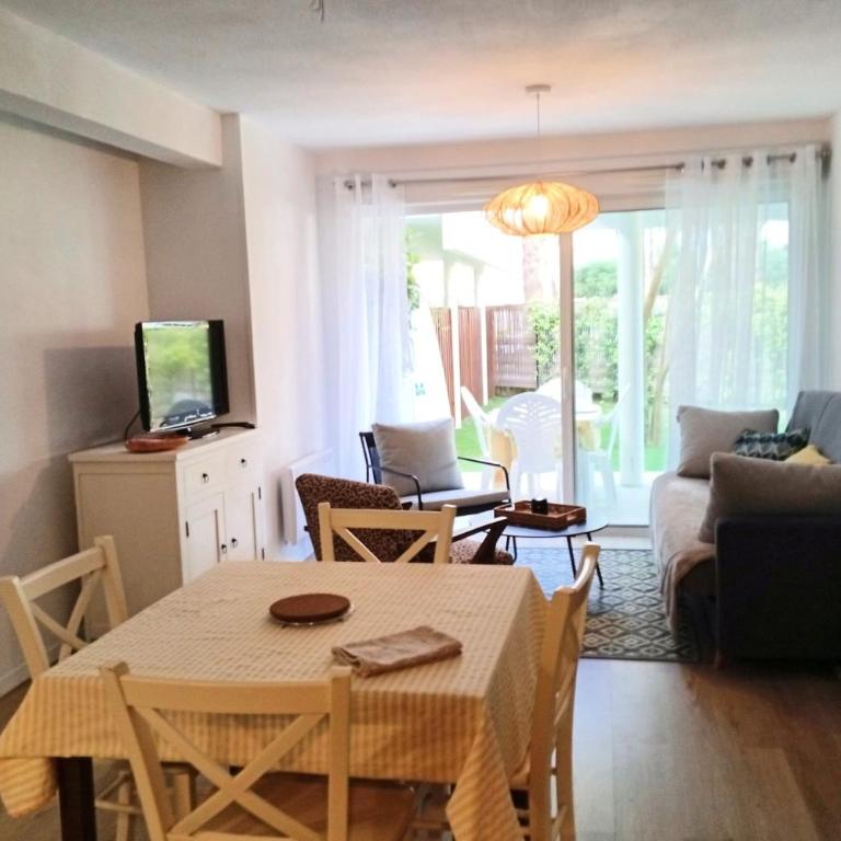 Superb apartment with terrace near beach - Appartement - 2
