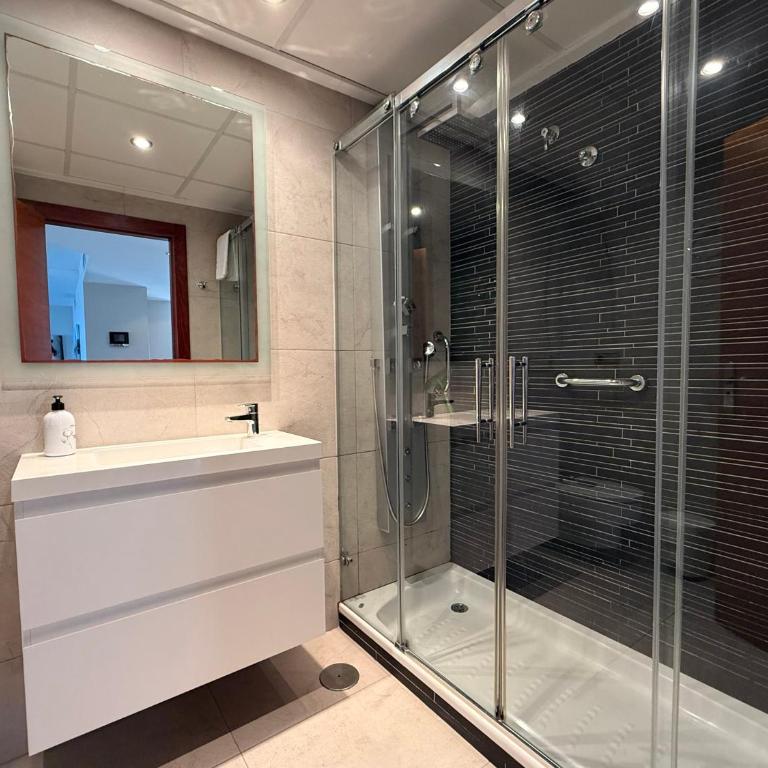 Apartamentos Entremares - Grupo Antonio Perles - Penthouse Apartment - 2