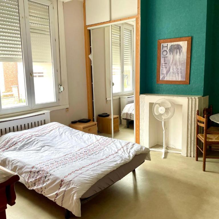 Grande chambre - fumeur - Studio Familial - 9