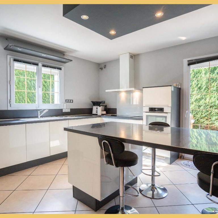 Almea I T5 Villa I Saint Cergues - Villa - 12