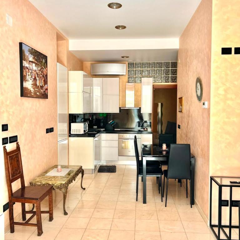 Nel cuore di Sanremo - Via Matteotti 101 - Room #1714436601 - 7