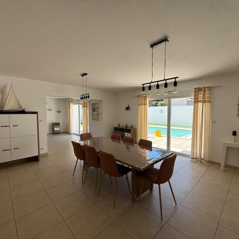  - Room #1714448201 - 25