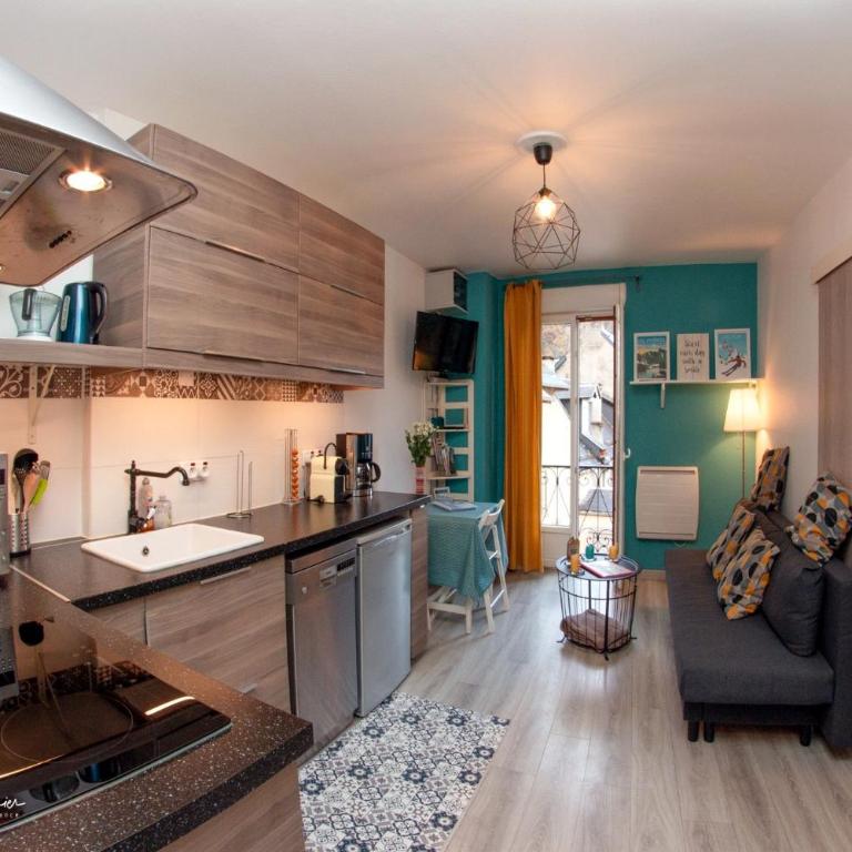 Les Meublés de Luchon - La Perle Bleue - Centre Luchon, Beau T2, 2 à 4 personnes, Wifi - Appartement Deluxe - 3