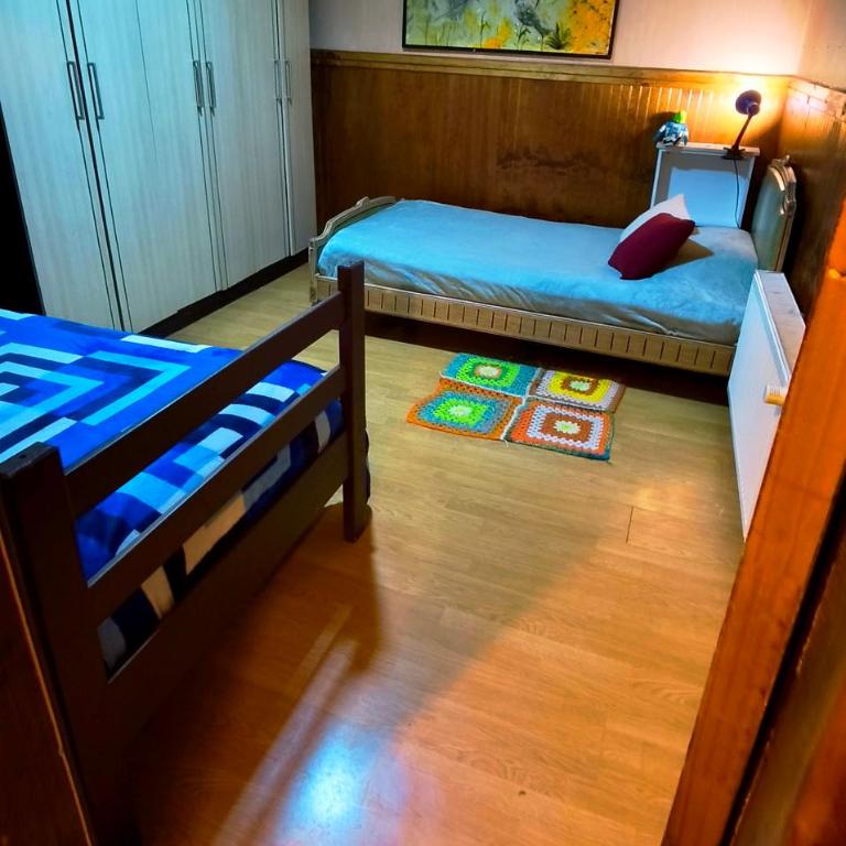 Refugio - Patagonia Social Hostel - Mixed Dormitory Room - 1