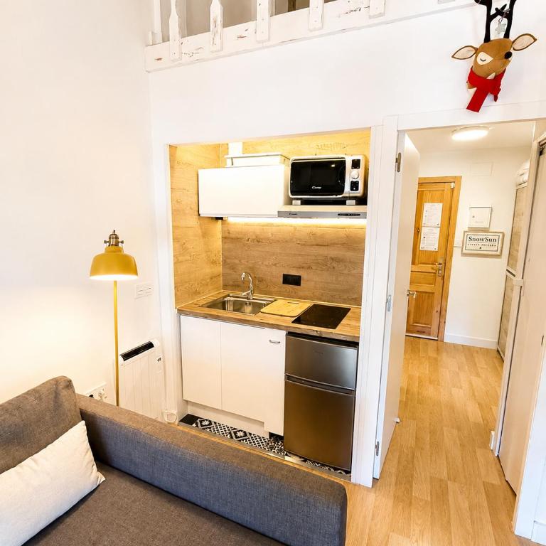 SnowSun - Two-Bedroom Apartment - 2