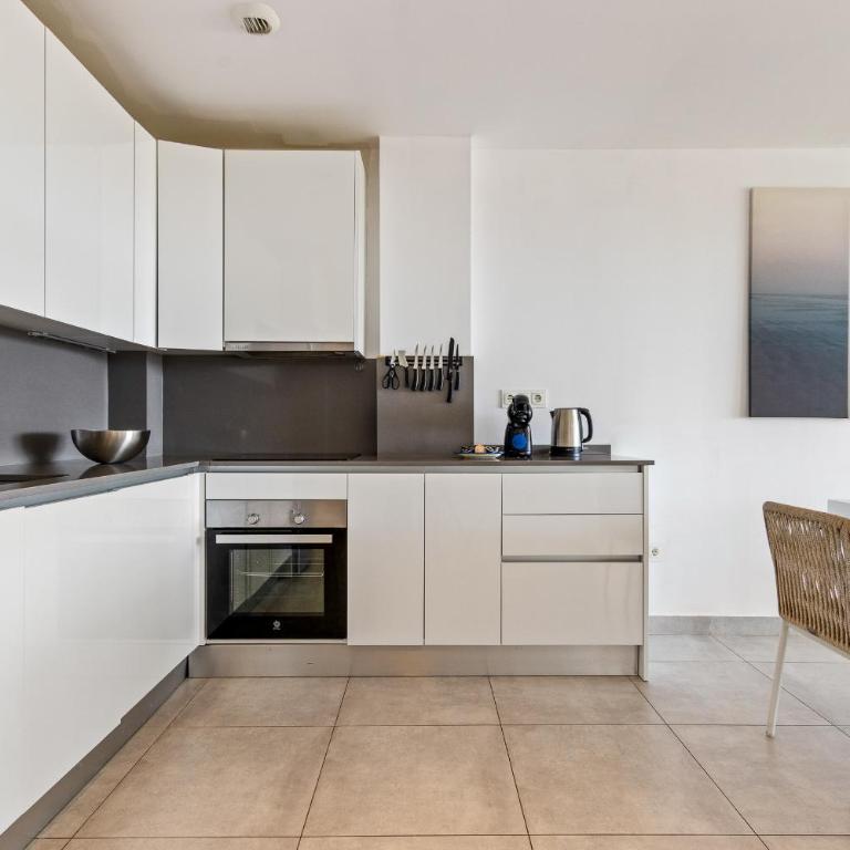 La Cala de Mijas Apartment - Pools, Gym & Padel - Three-Bedroom Apartment - 3