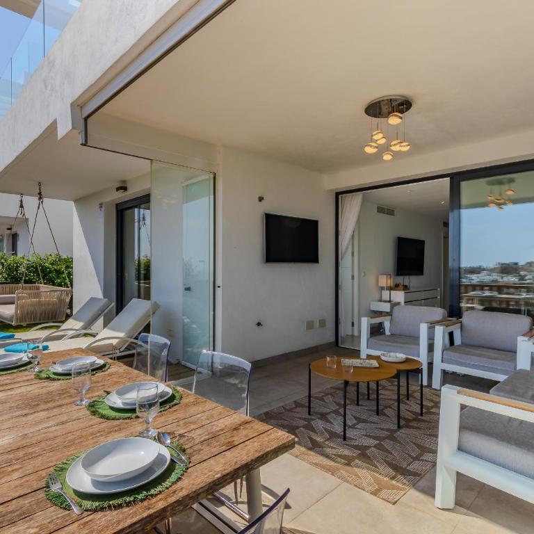 La Cala de Mijas Apartment - Pools, Gym & Padel - Three-Bedroom Apartment - 19