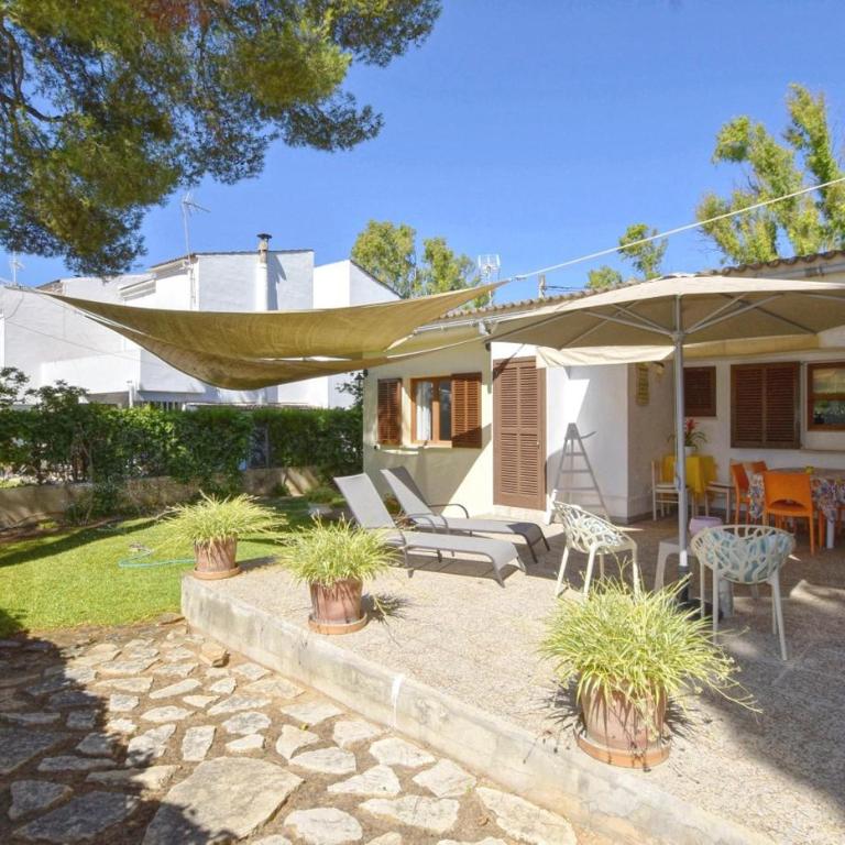 Cora - Three-Bedroom House - 1