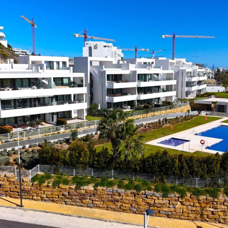Luxury Apartment with a Private Garden - Apartment - 46