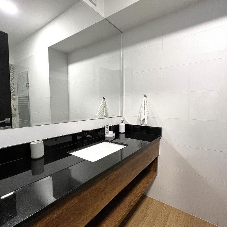 Aparts 4 Days 1 or 2 Bedroom Apartment San Isidro Business Zone 06 - One-Bedroom Apartment - 13