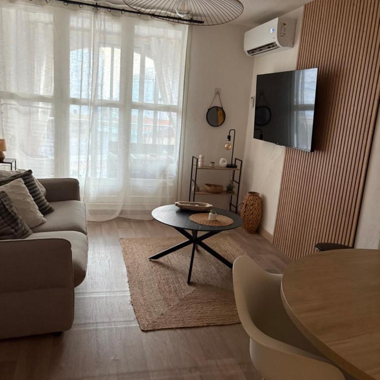 Le montera - One-Bedroom Apartment - 1