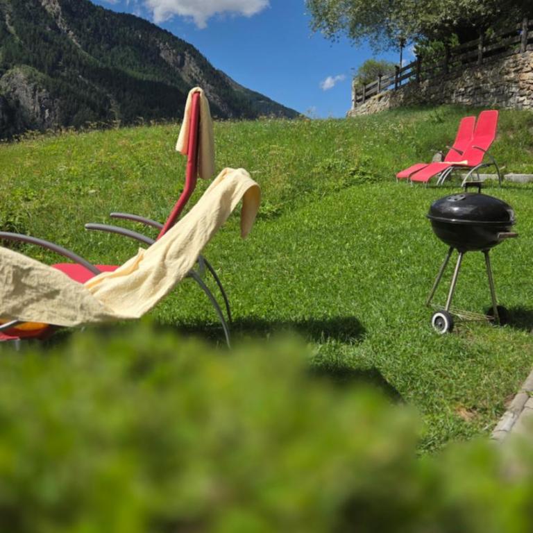 FERIENHAUS BERGBLICK 10-25 PERS Urig, echt & perfekt für Familien und Freunde Ideal für unvergessliche Tage mit traumhaftem Bergpanorama - Haus mit 8 Schlafzimmern - 31