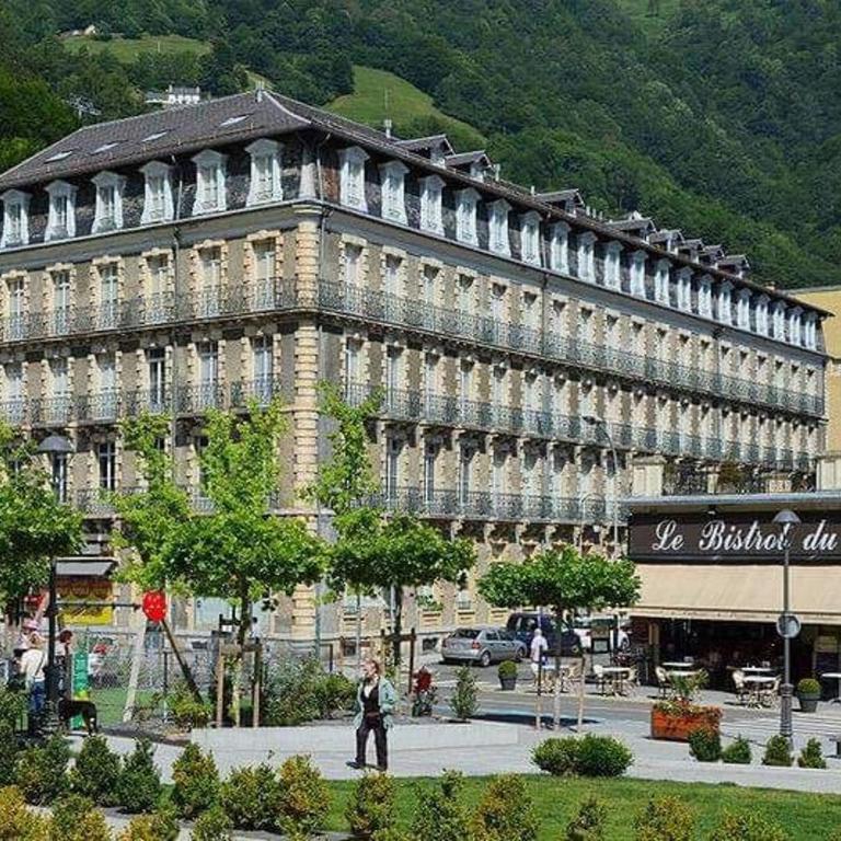 Altitude 930 centre ville bel appartement au calme - Two-Bedroom Apartment with Mountain View - 10