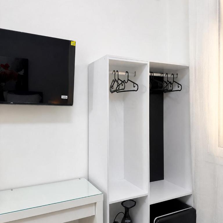  - Room #1714328704 - 4