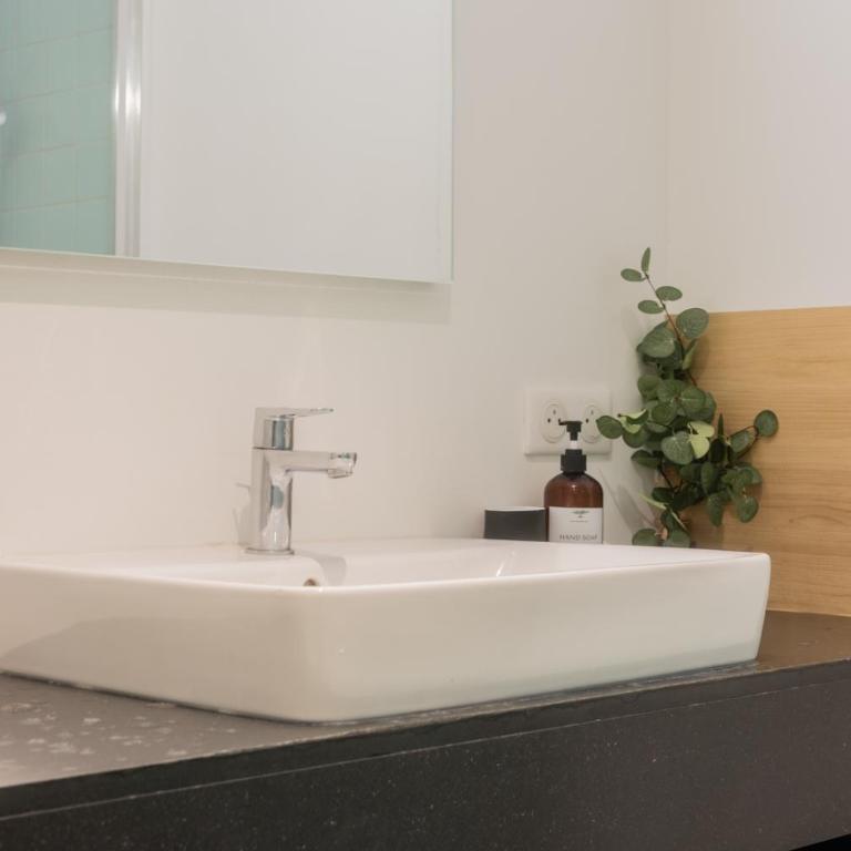 Appartements Climatises en Hyper Centre - Apartment mit 2 Schlafzimmern - 10