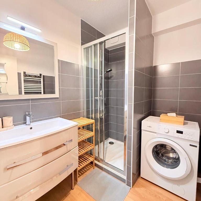 Grand appartement rénové à Carqueiranne 10 pers proche plages et port - Appartement 2 Chambres - 26