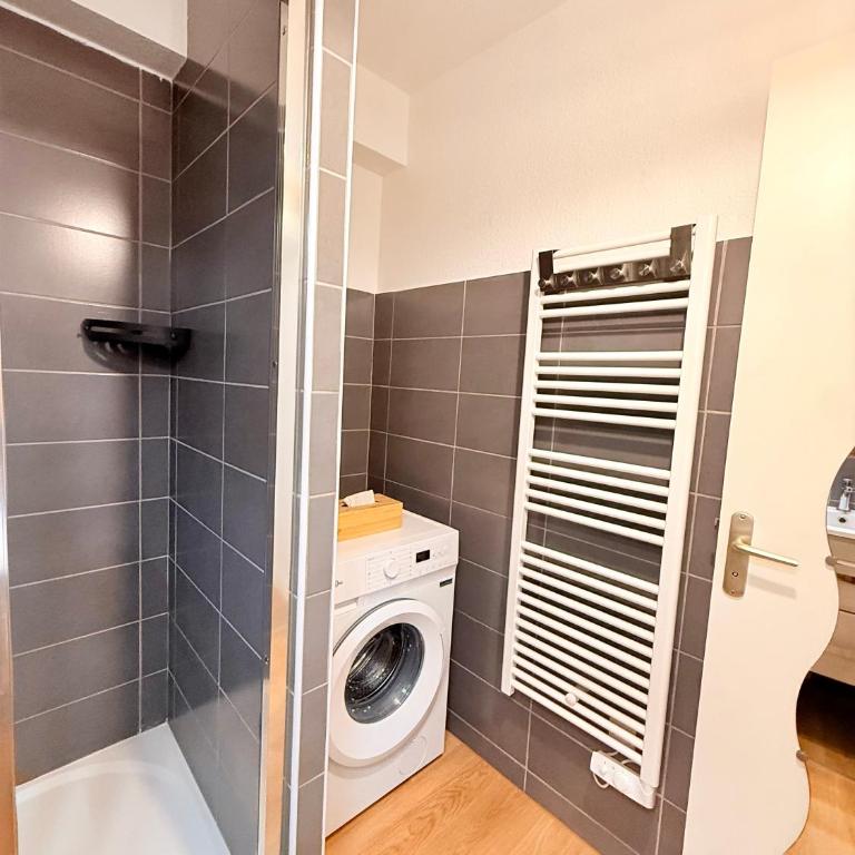 Grand appartement rénové à Carqueiranne 10 pers proche plages et port - Appartement 2 Chambres - 27