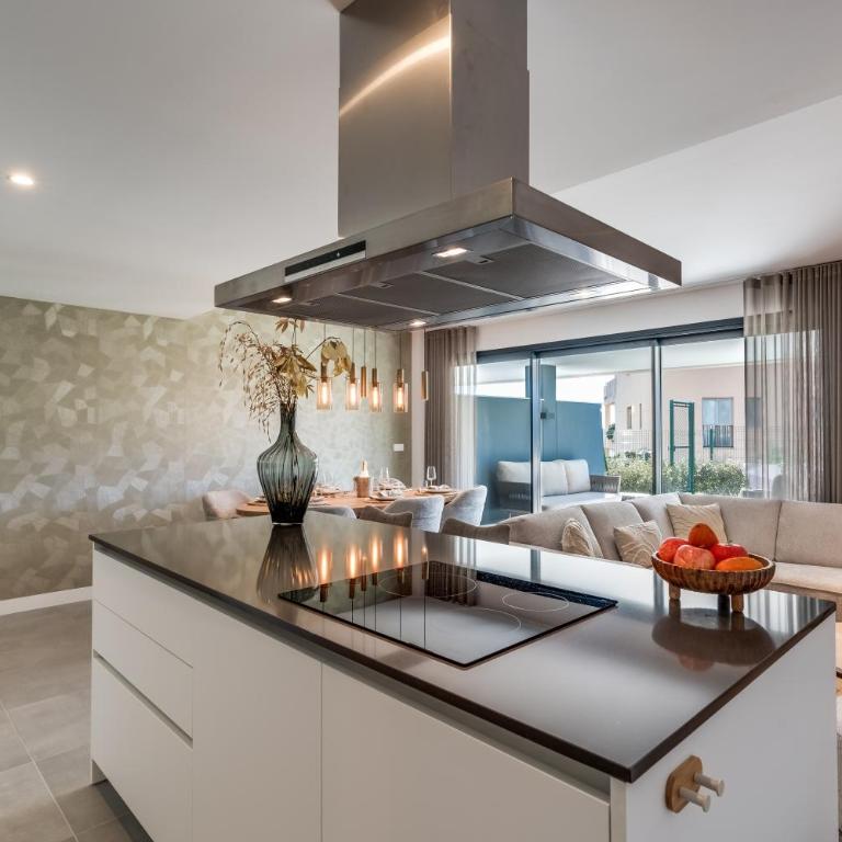 Luxury 3BR Apartment with Private Terrace - Three-Bedroom Apartment - 34
