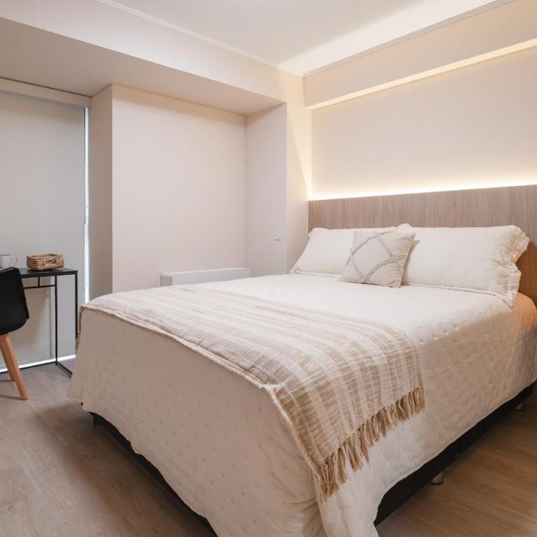 Studio Premium Luz Natural · Larco · A/C · 24h - Apartamento - 4