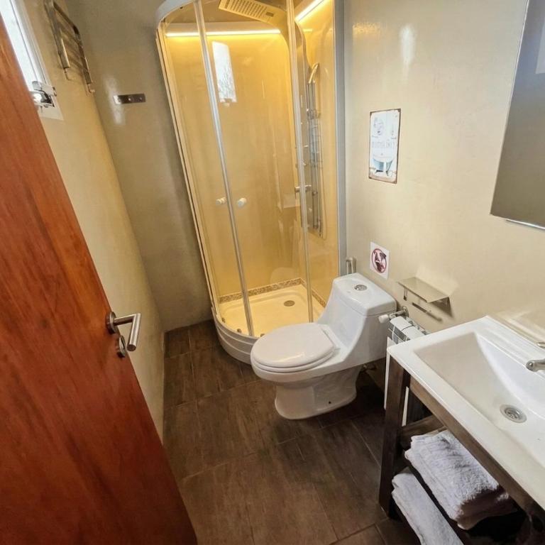  - Room #1714461601 - 2