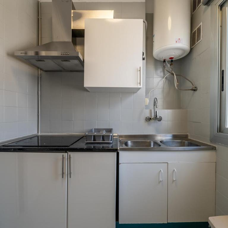 - Apartment mit 2 Schlafzimmern - 24