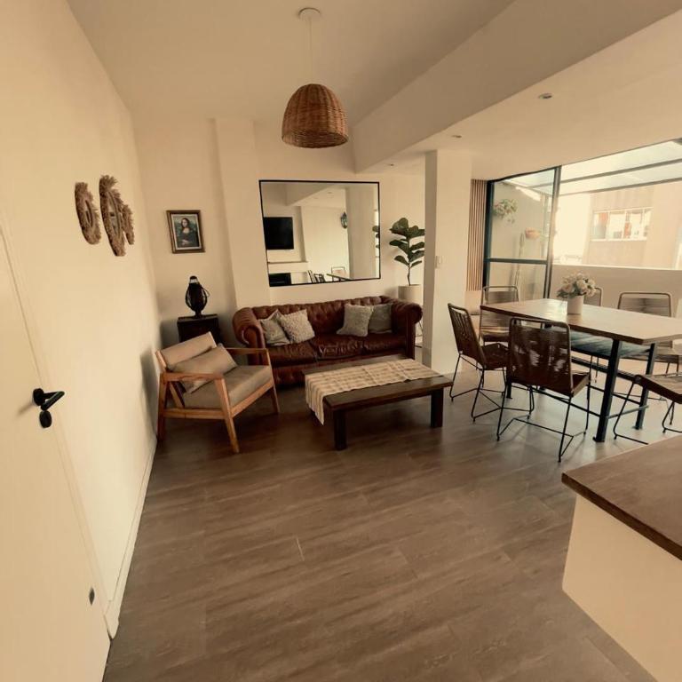  - Room #1714536601 - 2