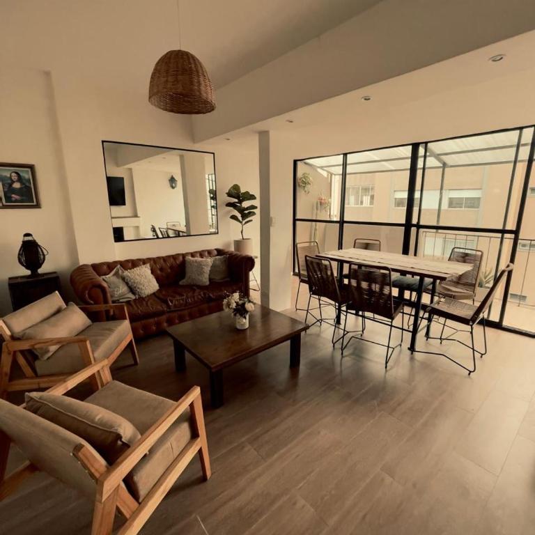  - Room #1714536601 - 10