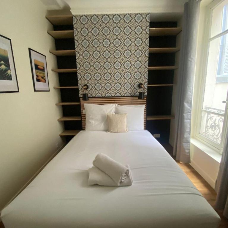  - Room #1714544401 - 21
