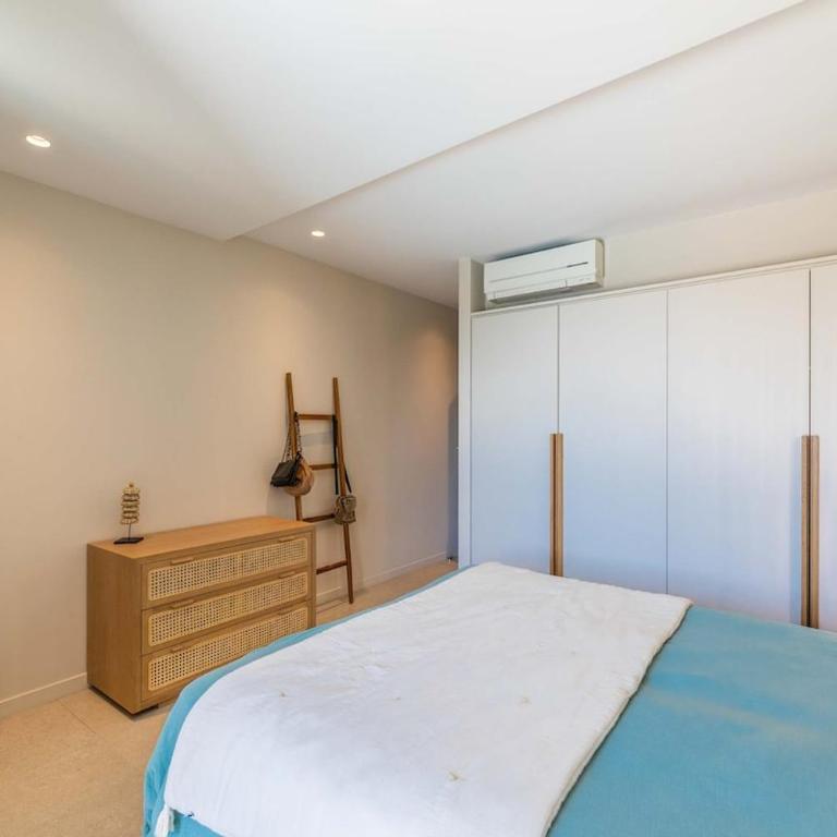 - Room #1714546401 - 11