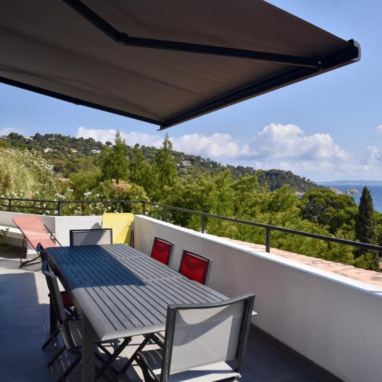 Maison vue mer Cavalière plage à 5 min à pied - Villa - 23