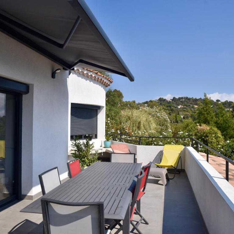 Maison vue mer Cavalière plage à 5 min à pied - Villa - 20
