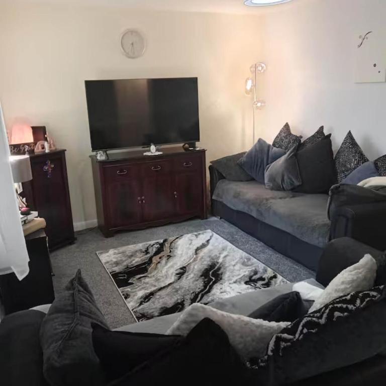  - Room #1714549301 - 10