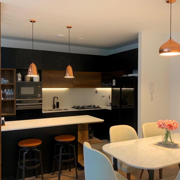 Aparts 4 Days 1 or 2 Bedroom Apartments San Isidro Business Zone 07 - Apartamento Superior de 2 dormitorios - 16