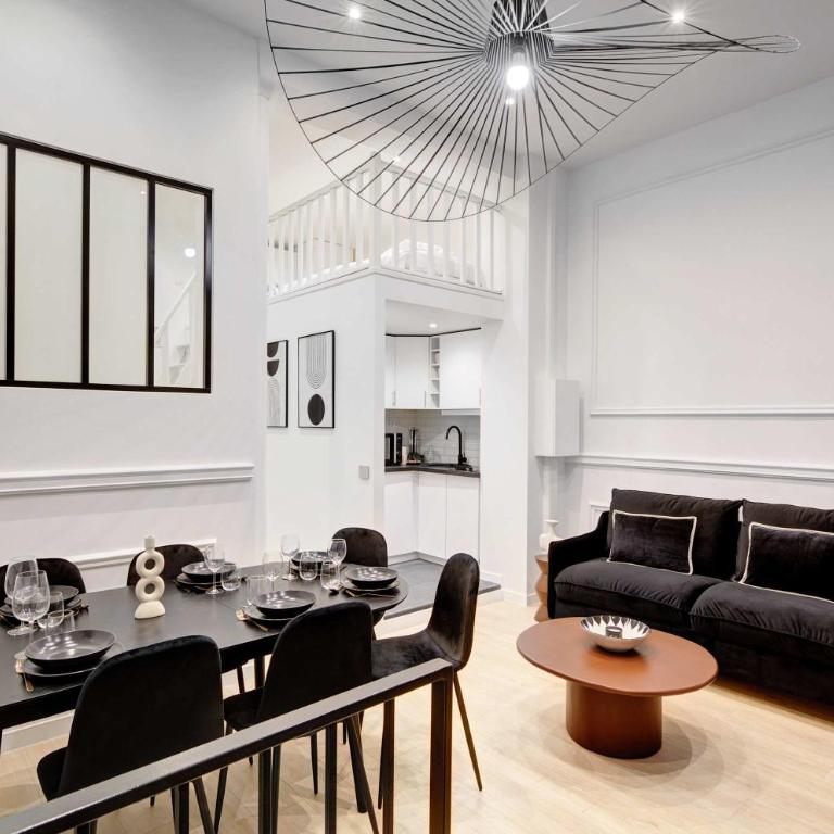 Duplex Prestige avec Billard et Baignoire - Appartement - 1