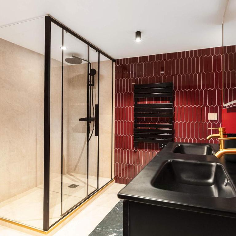 Duplex Prestige avec Billard et Baignoire - Appartement - 17
