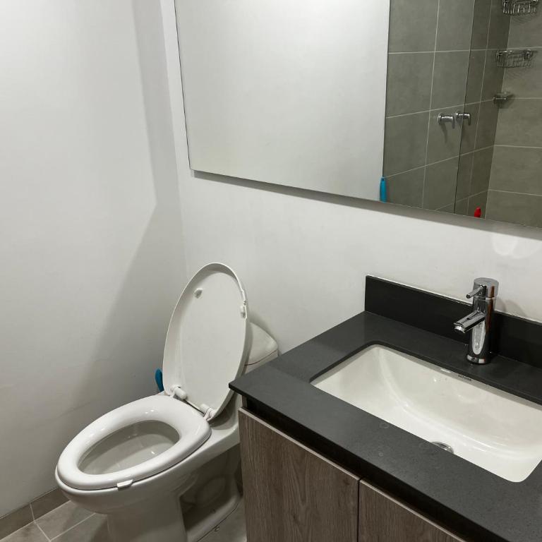- Room #1714569301 - 28