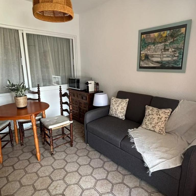 - Room #1714570401 - 1