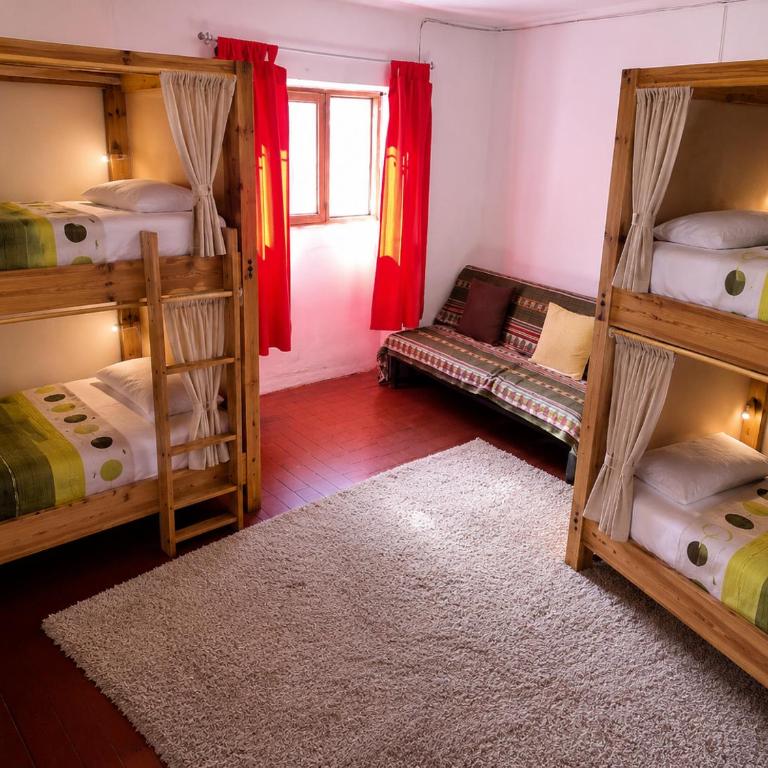 Delight Peru Hostal - Bunk Bed in Male Dormitory Room - 2